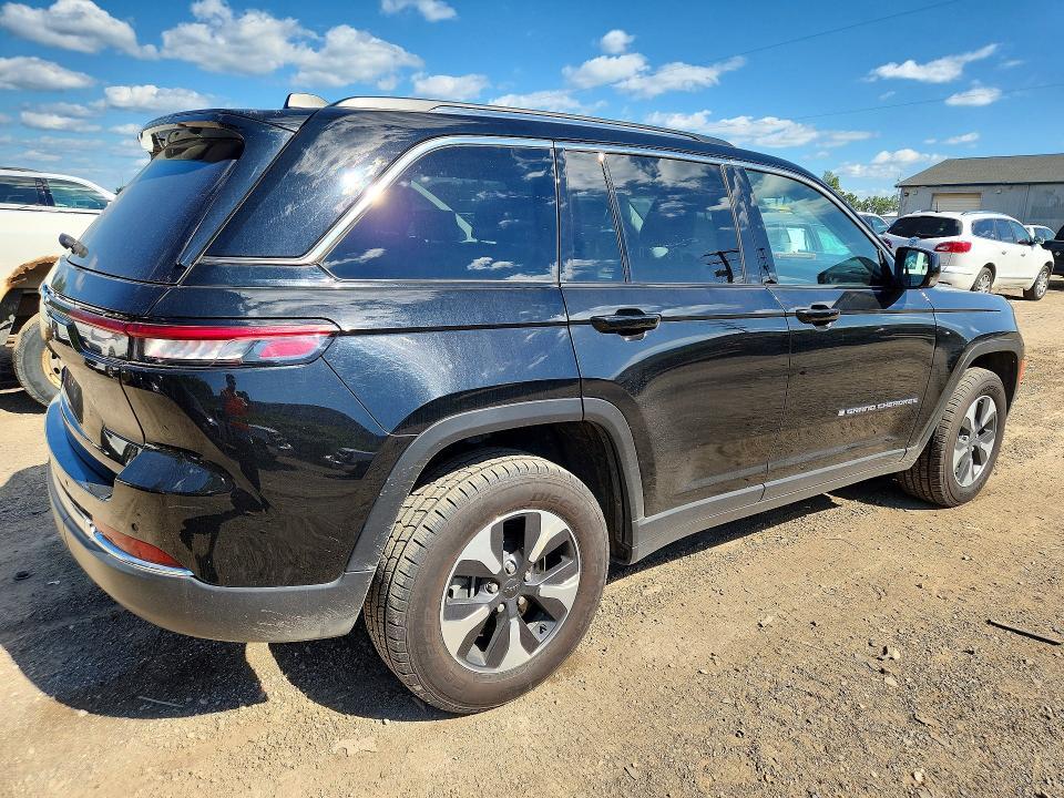 2024 JEEP GRAND CHEROKEE LIMITED 4XE — Фото 3 из 13