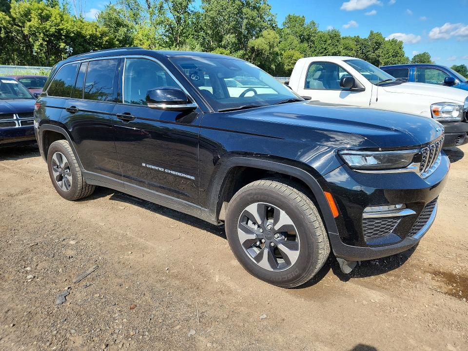 2024 JEEP GRAND CHEROKEE LIMITED 4XE — Фото 4 из 13