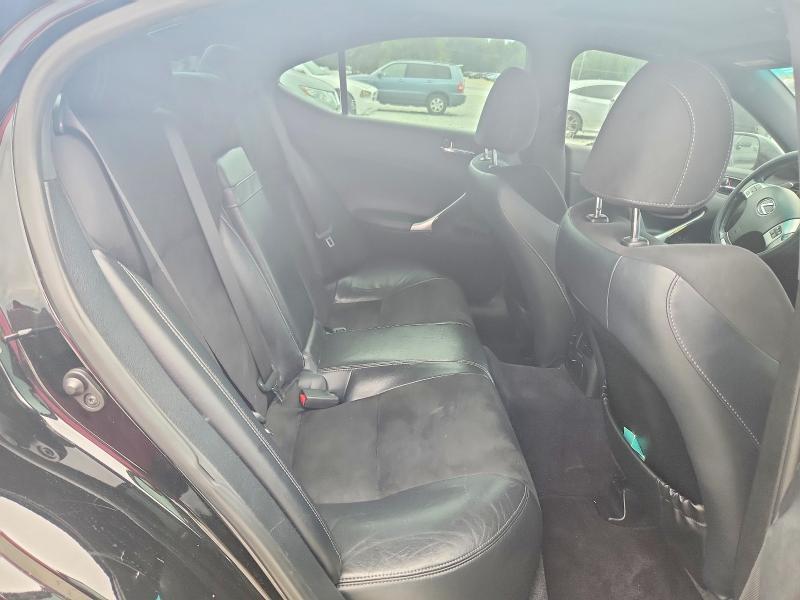 2012 LEXUS IS 250 — Фото 10 из 12