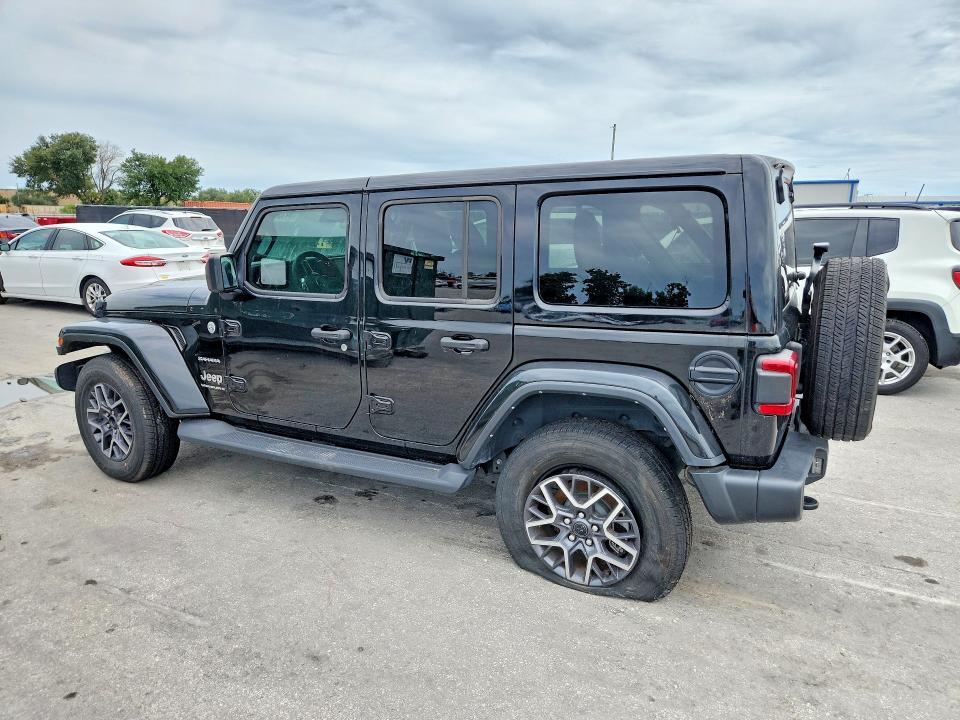 2024 JEEP WRANGLER SAHARA — Фото 2 из 13