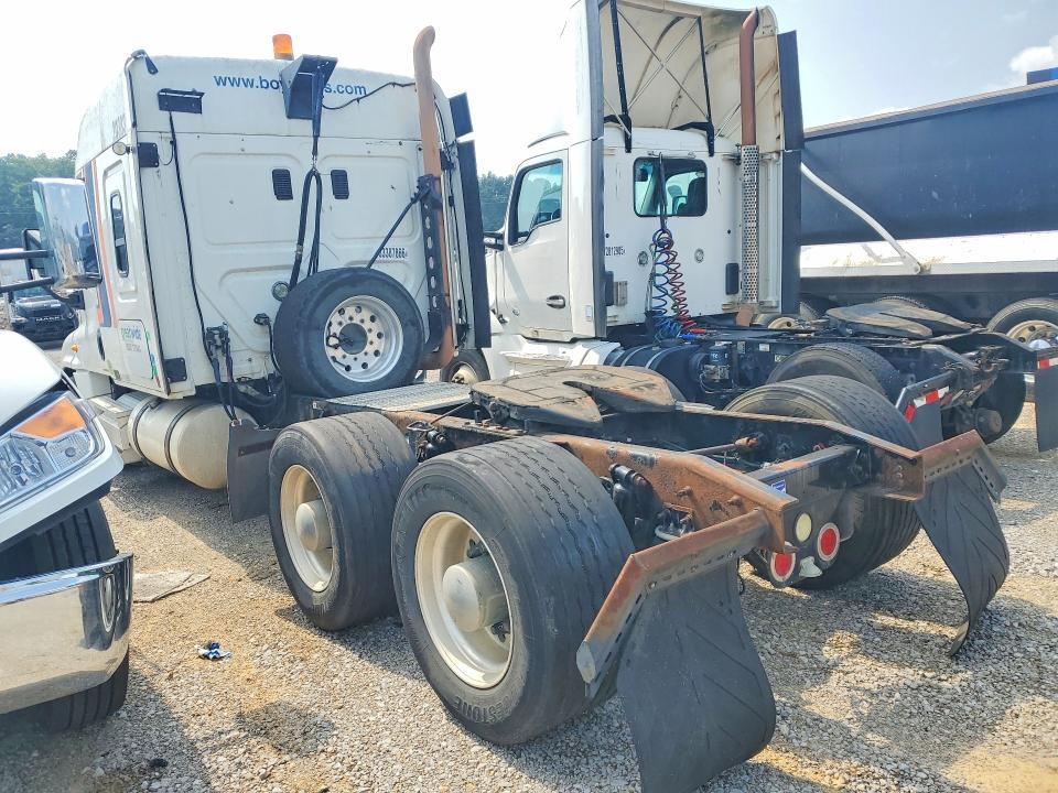 2009 FREIGHTLINER CASCADIA 125 — Фото 2 из 14