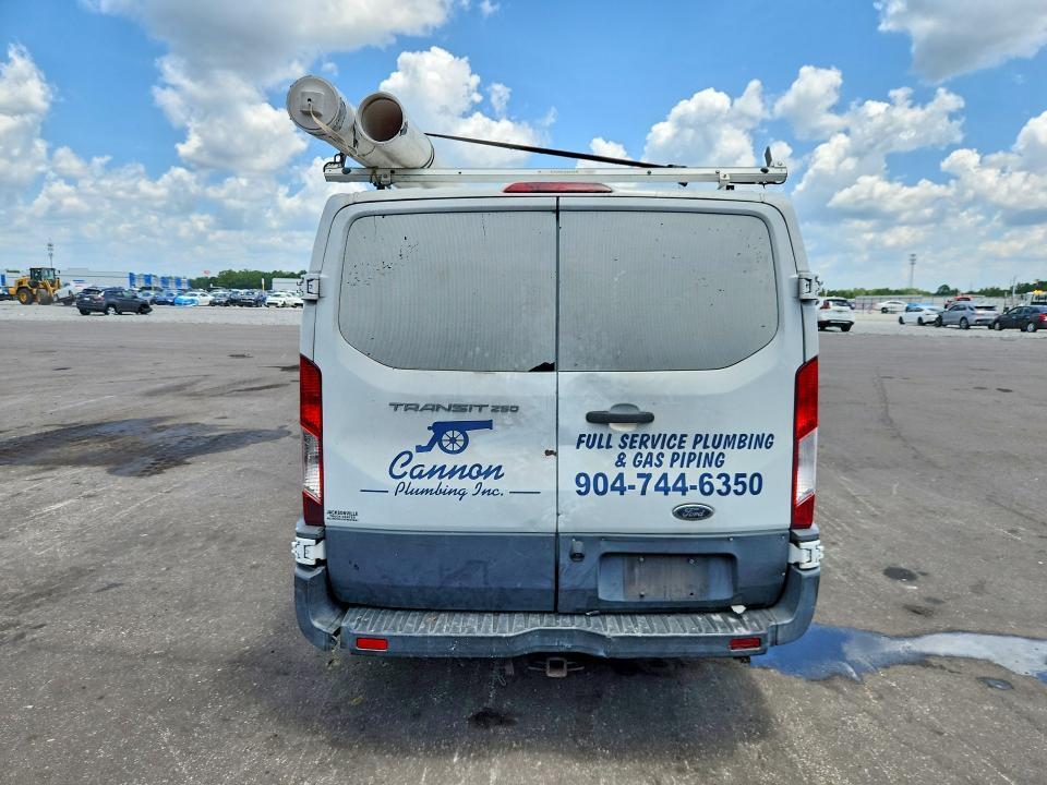 2016 FORD TRANSIT T-250 — Фото 6 из 12