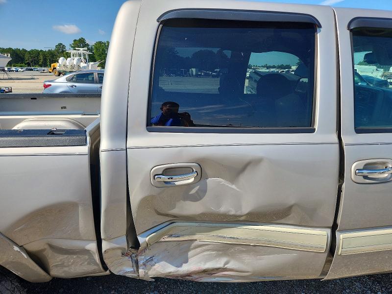 2006 CHEVROLET SILVERADO K1500 — Фото 10 из 12