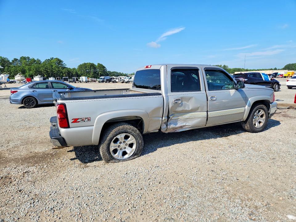 2006 CHEVROLET SILVERADO K1500 — Фото 3 из 12