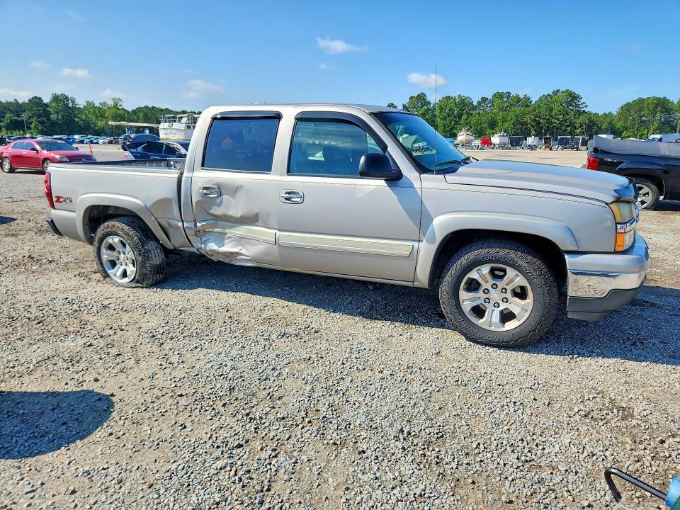 2006 CHEVROLET SILVERADO K1500 — Фото 4 из 12