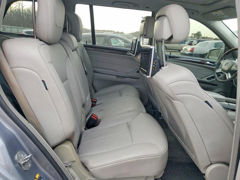 2012 MERCEDES-BENZ GL 450 4MATIC — Фото 11 из 13