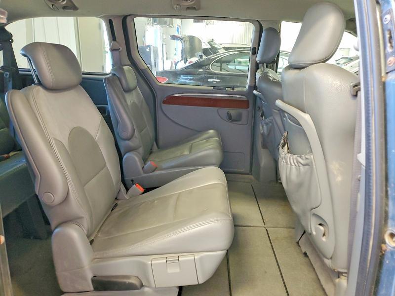 2006 CHRYSLER TOWN & COUNTRY LIMITED — Фото 11 из 13