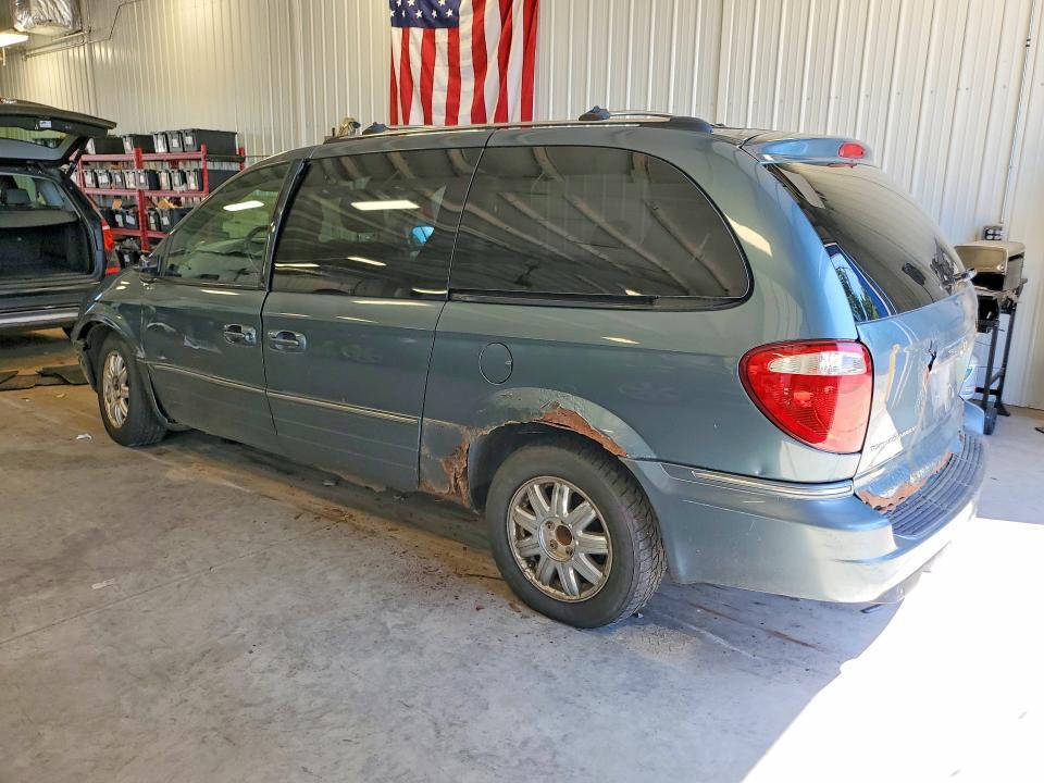 2006 CHRYSLER TOWN & COUNTRY LIMITED — Фото 2 из 13