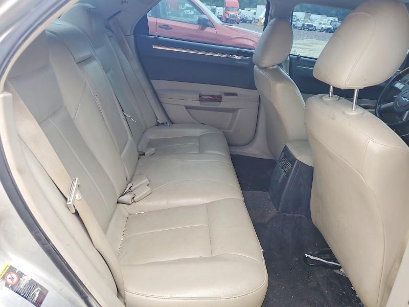 2006 CHRYSLER 300 TOURING — Фото 10 из 12