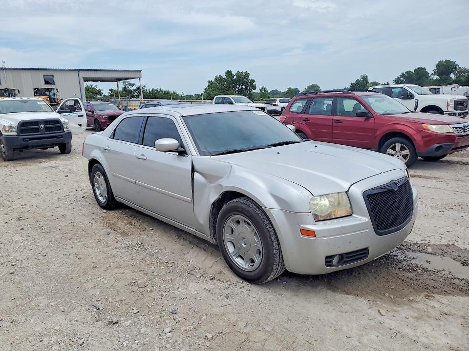2006 CHRYSLER 300 TOURING — Фото 4 из 12