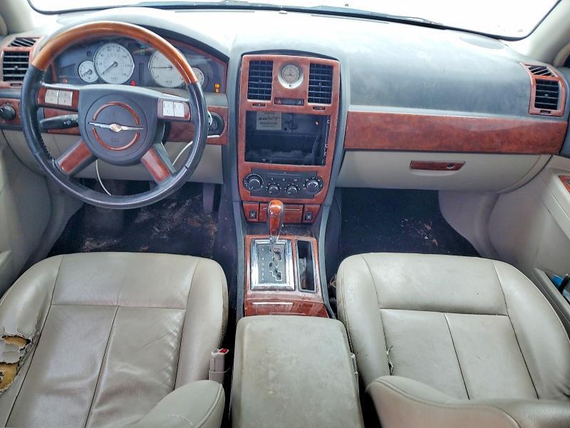 2006 CHRYSLER 300 TOURING — Фото 8 из 12