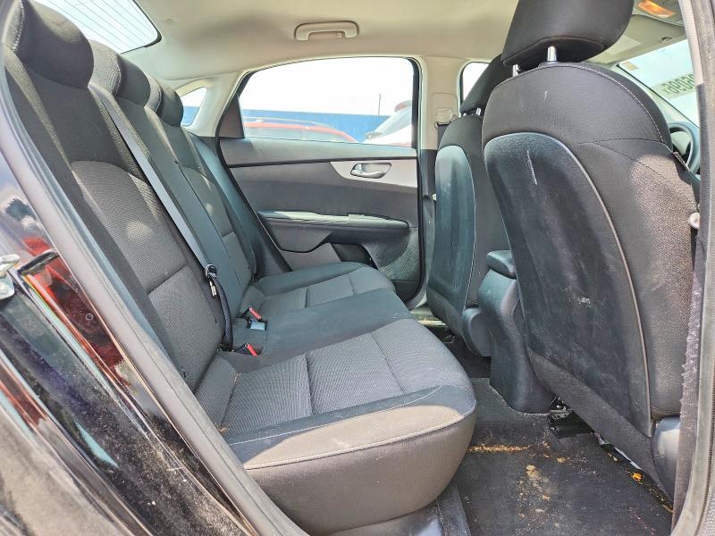 2024 KIA FORTE LXS — Фото 10 из 13