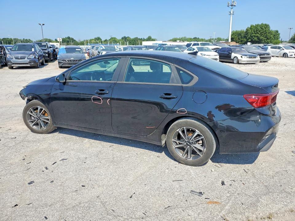 2024 KIA FORTE LXS — Фото 2 из 13