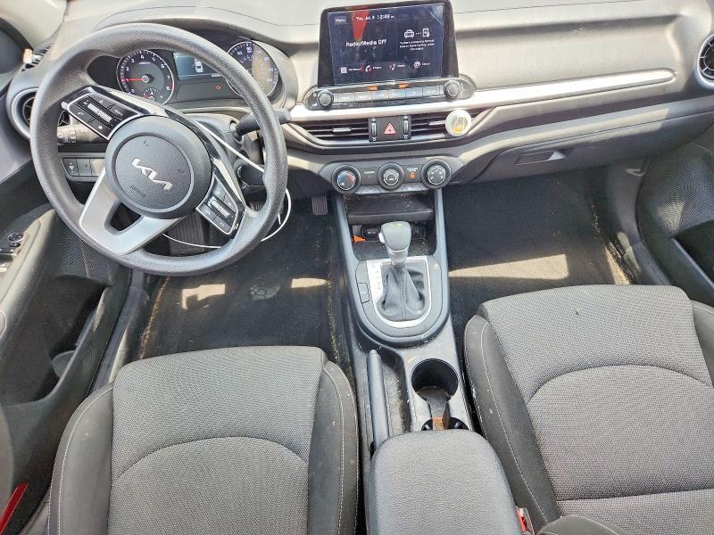 2024 KIA FORTE LXS — Фото 8 из 13
