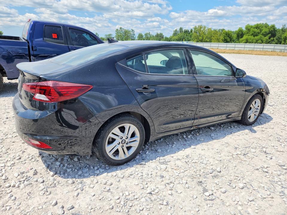 2020 HYUNDAI ELANTRA SEL — Фото 3 из 12