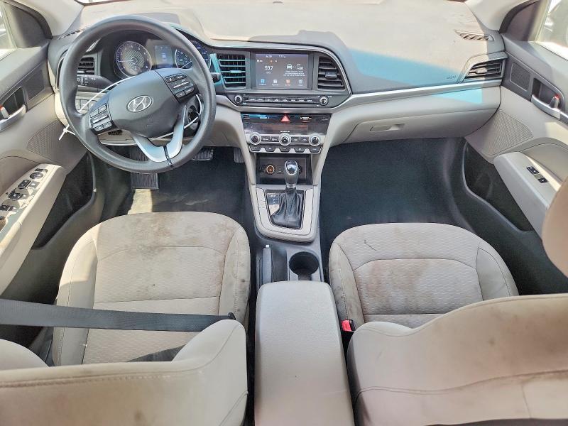 2020 HYUNDAI ELANTRA SEL — Фото 8 из 12