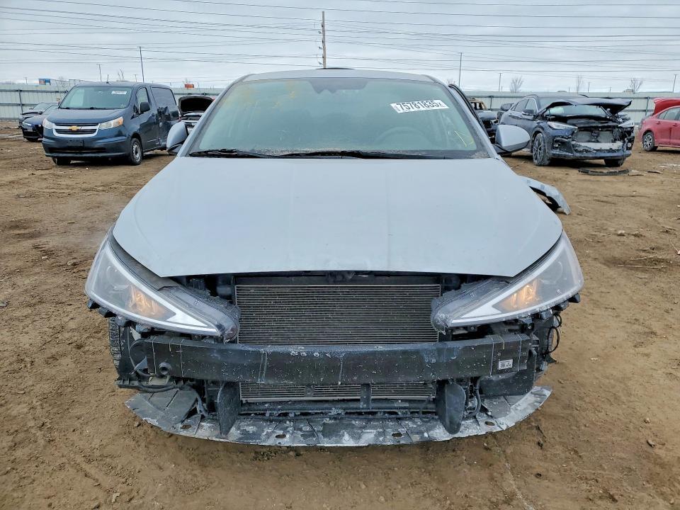 2020 HYUNDAI ELANTRA SEL — Фото 5 из 13