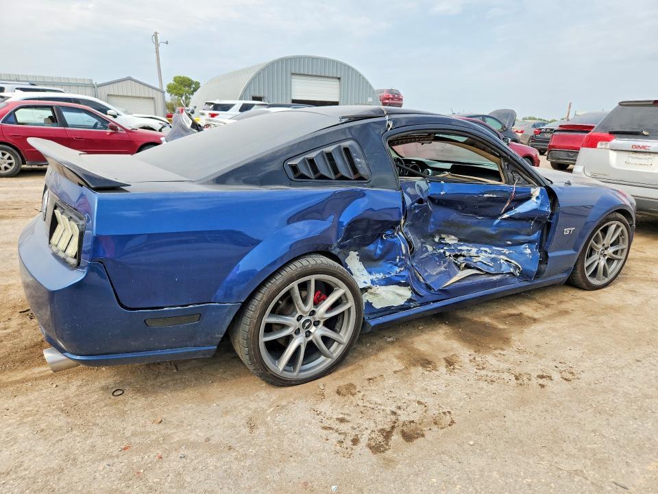 2006 FORD MUSTANG GT — Фото 3 из 12
