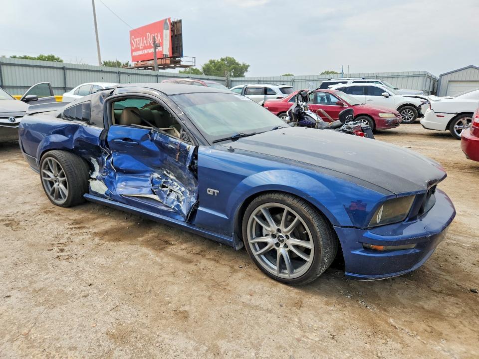 2006 FORD MUSTANG GT — Фото 4 из 12