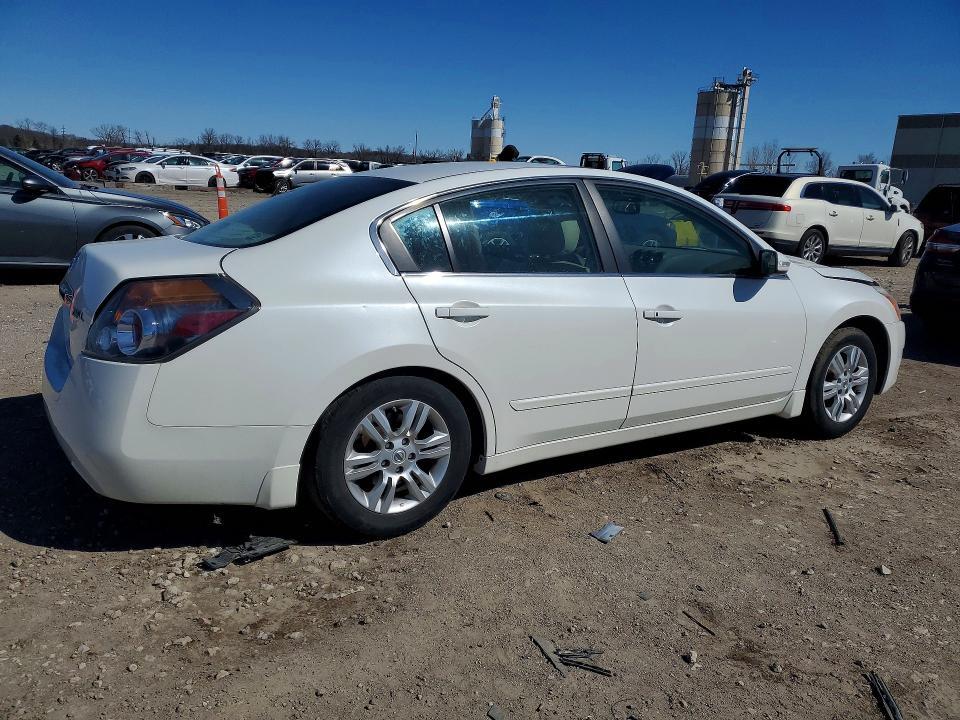 2012 NISSAN ALTIMA 2.5 — Фото 3 из 12