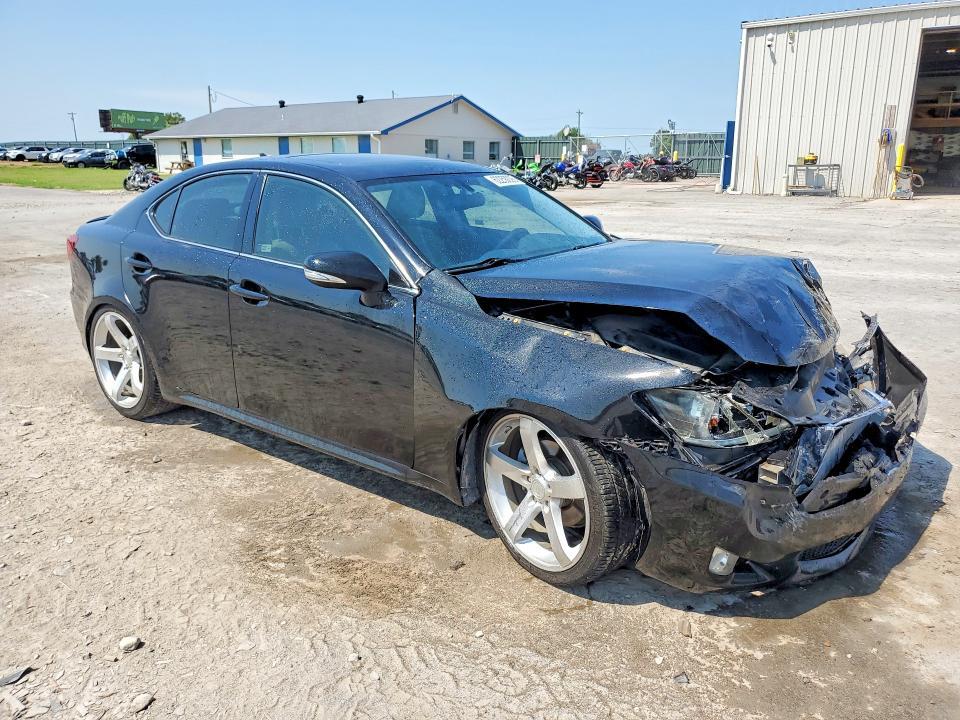 2009 LEXUS IS250 — Фото 4 из 12