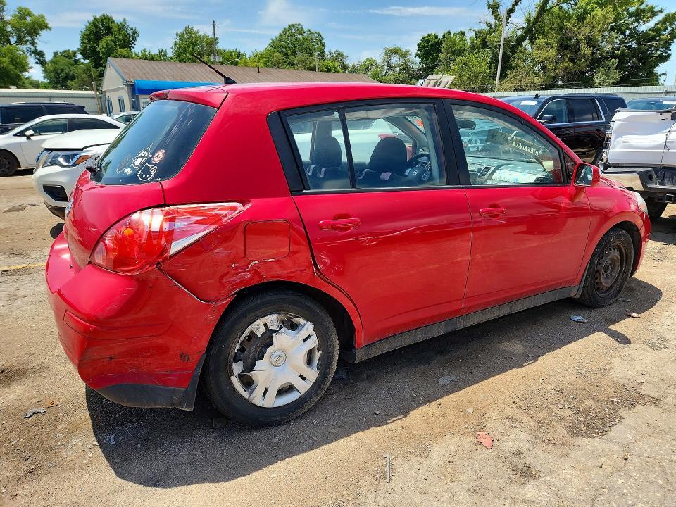 2012 NISSAN VERSA 1.8 S — Фото 3 из 12