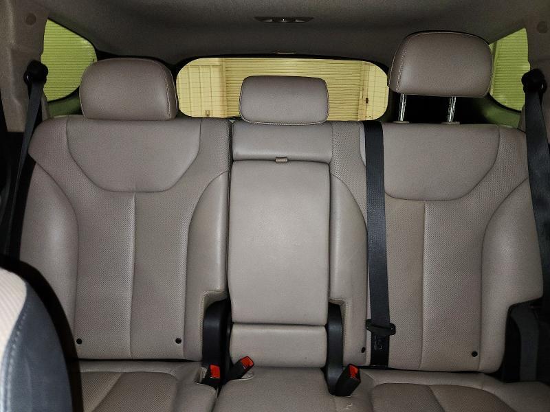 2020 HYUNDAI SANTA FE LIMITED — Фото 10 из 14