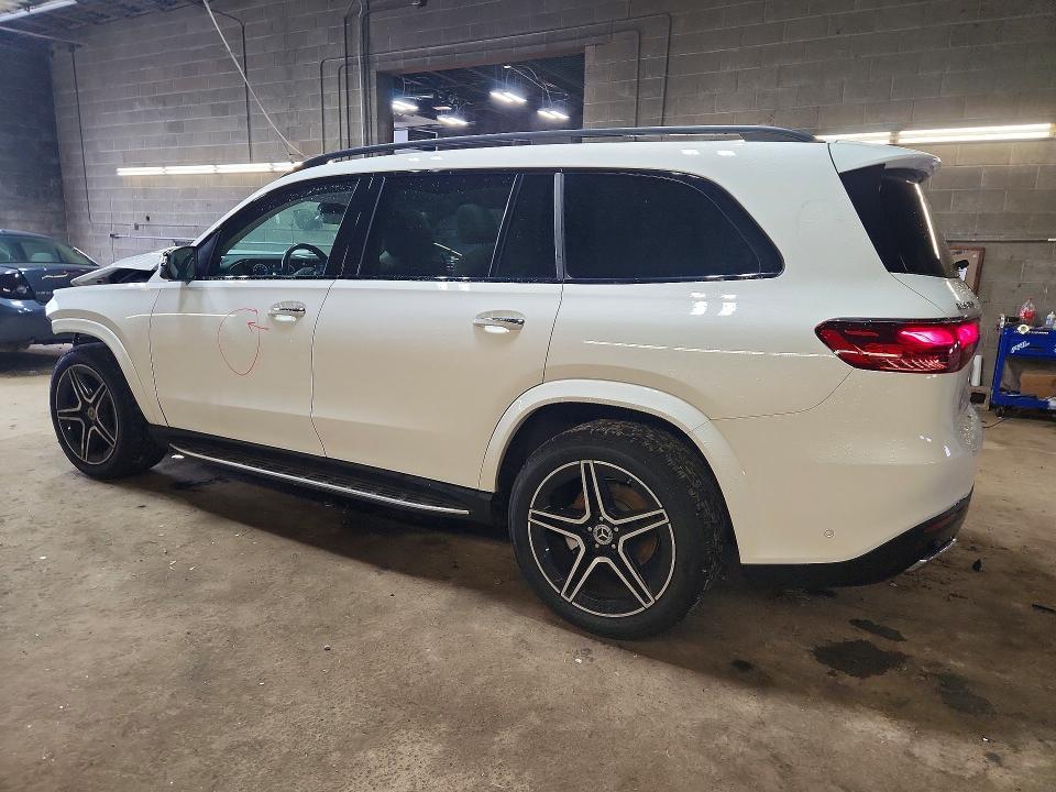 2024 MERCEDES-BENZ GLS 450 4MATIC — Фото 2 из 14