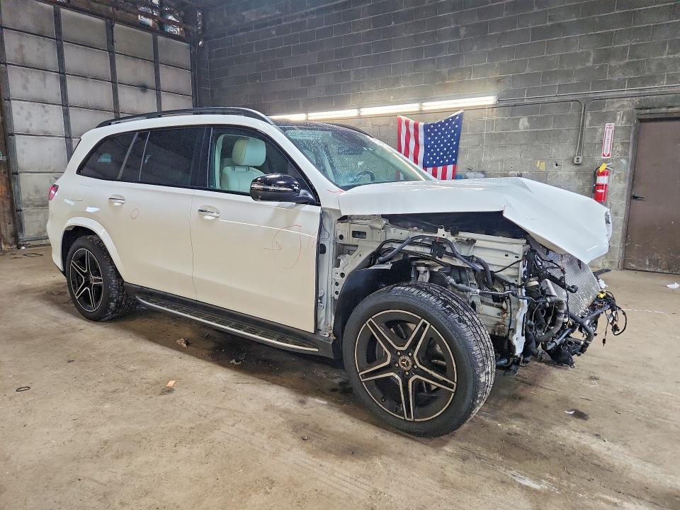 2024 MERCEDES-BENZ GLS 450 4MATIC — Фото 4 из 14