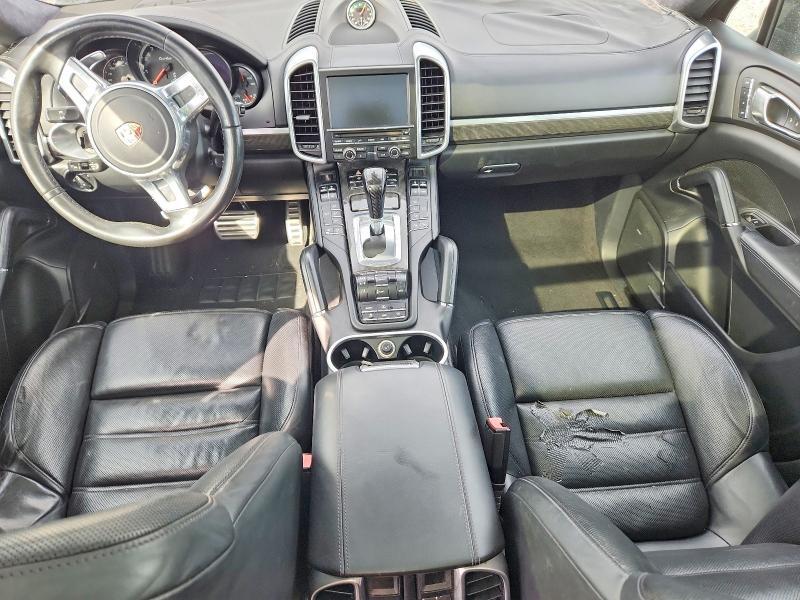 2012 PORSCHE CAYENNE TURBO — Фото 8 из 13