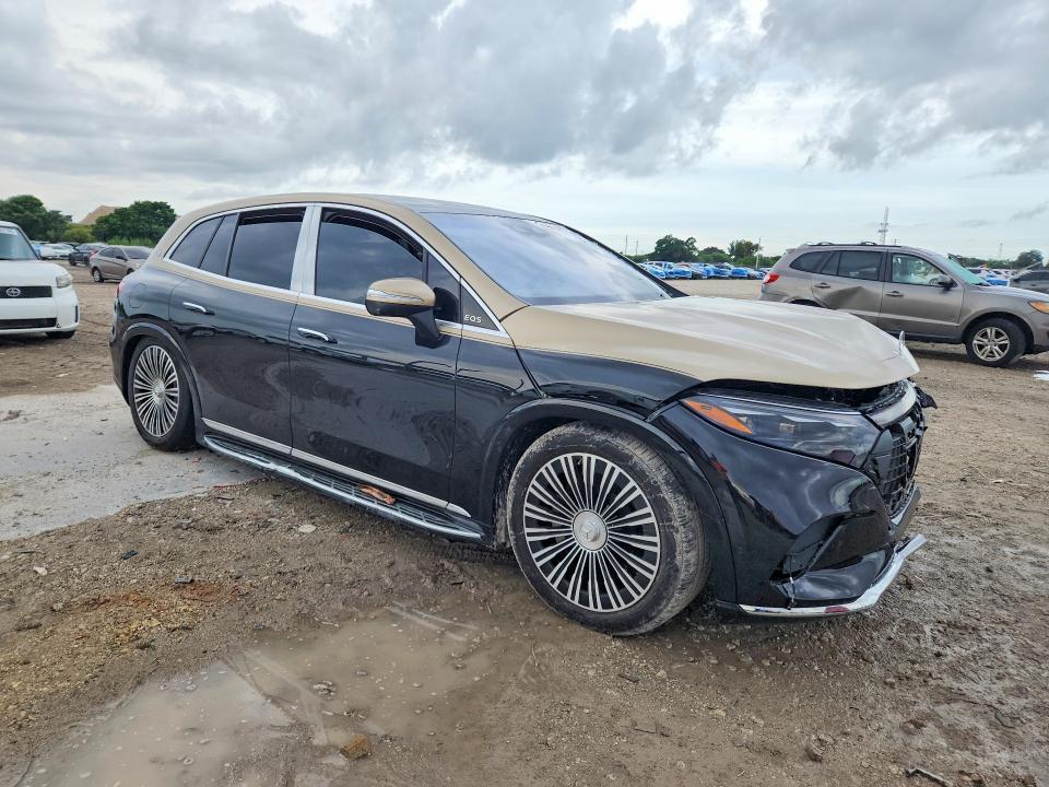 2024 MERCEDES-BENZ EQS SUV 680 4MATIC MAYBACH — Фото 4 из 13