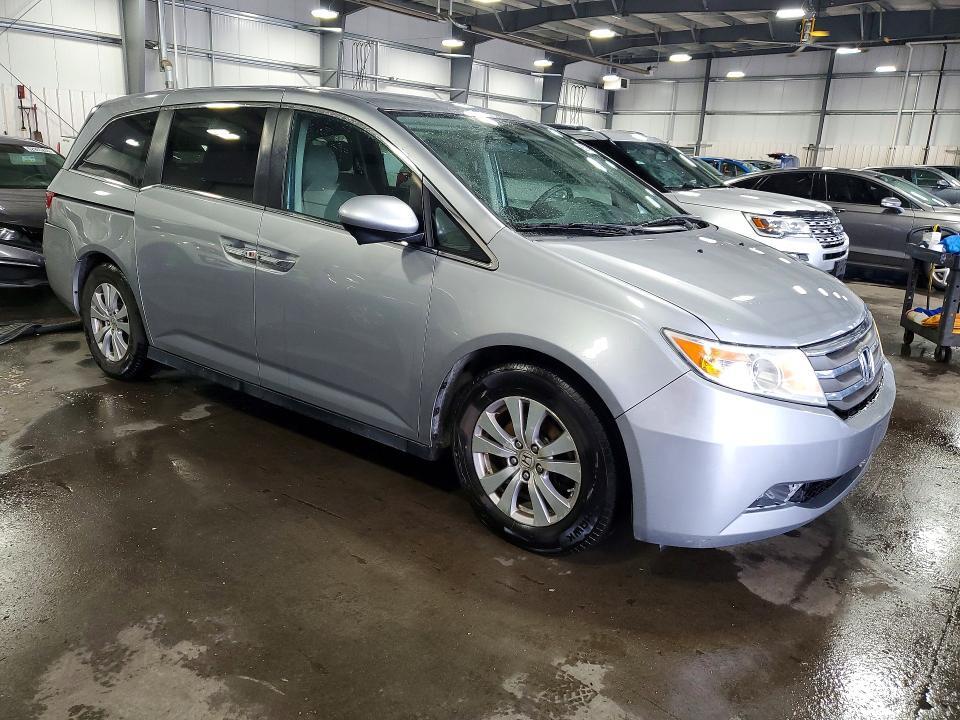 2016 HONDA ODYSSEY SE — Фото 4 из 13