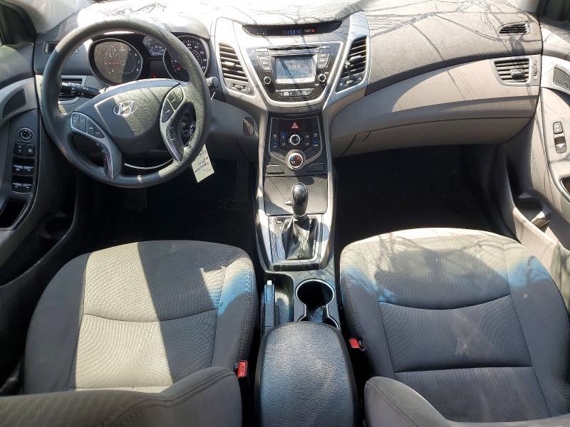 2016 HYUNDAI ELANTRA SE — Фото 8 из 12