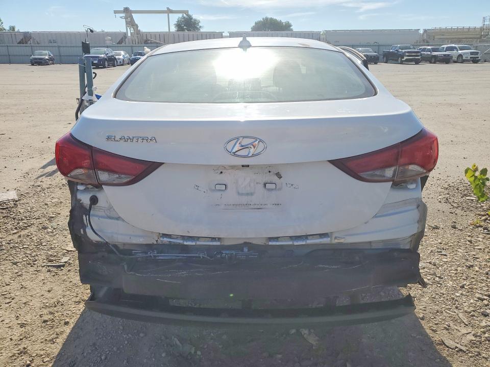 2016 HYUNDAI ELANTRA VALUE EDITION — Фото 6 из 13