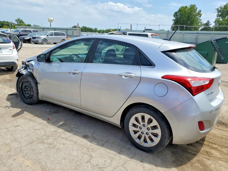 2016 HYUNDAI ELANTRA GT BASE — Фото 2 из 12