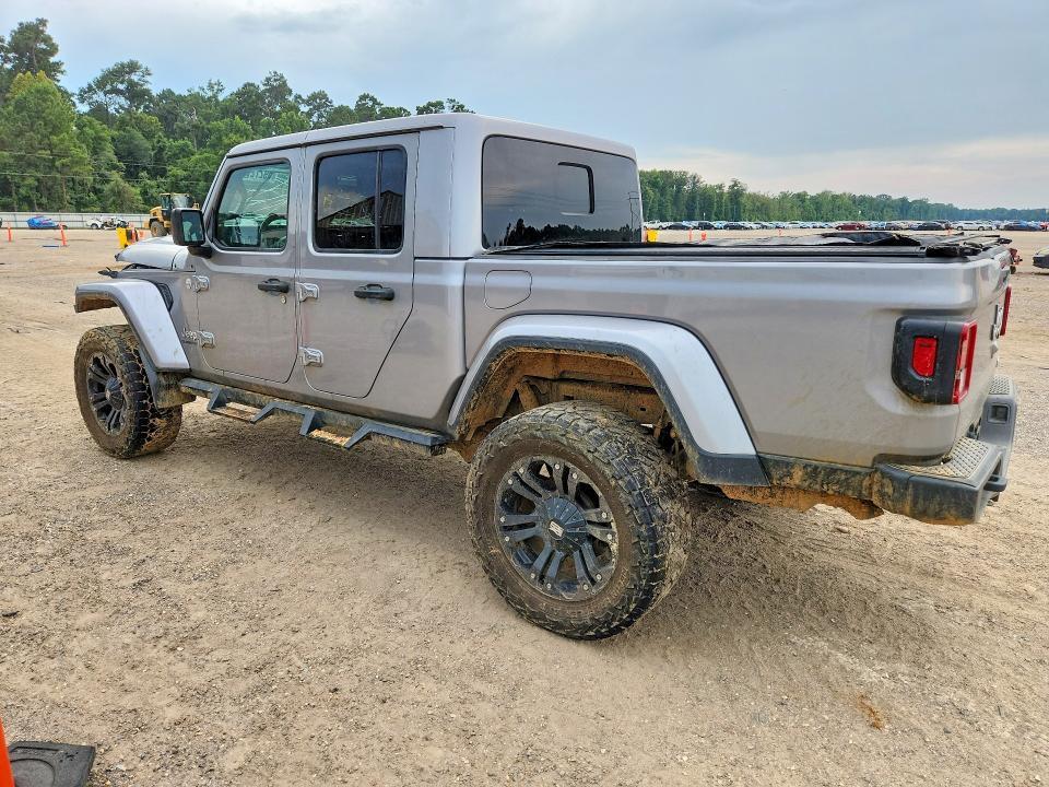 2020 JEEP GLADIATOR OVERLAND — Фото 2 из 12
