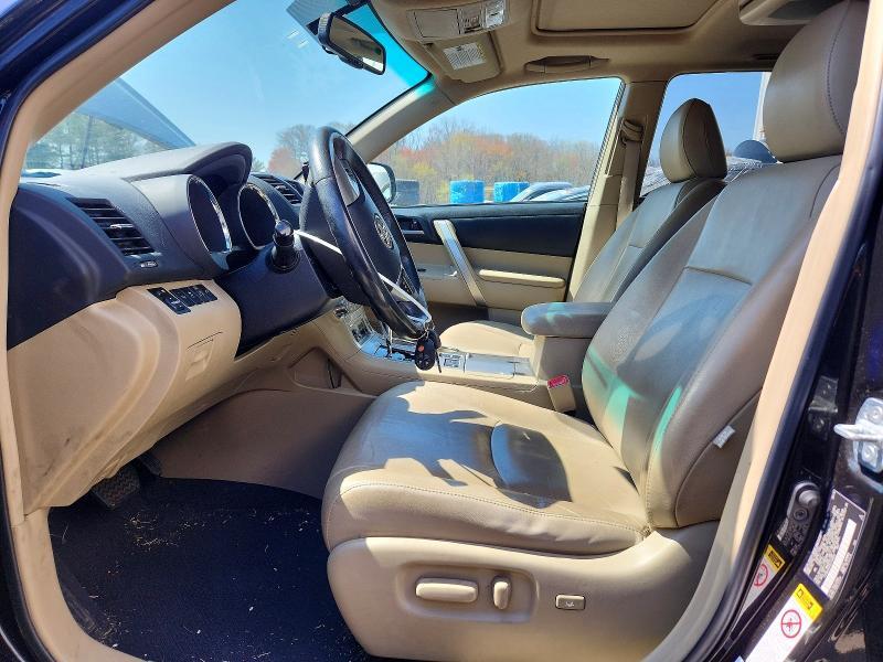 2012 TOYOTA HIGHLANDER SE — Фото 7 из 13