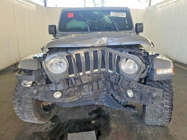 2020 JEEP WRANGLER UNLIMITED SAHARA — Фото 5 из 13
