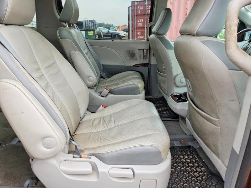 2012 TOYOTA SIENNA LIMITED 7-PASSENGER — Фото 10 из 12