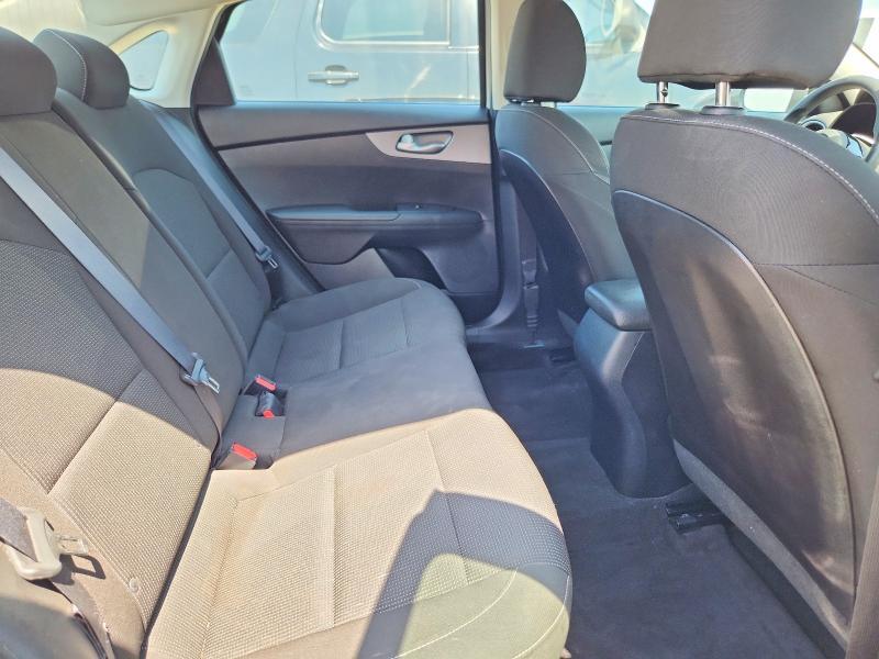 2020 KIA FORTE LXS — Фото 10 из 12