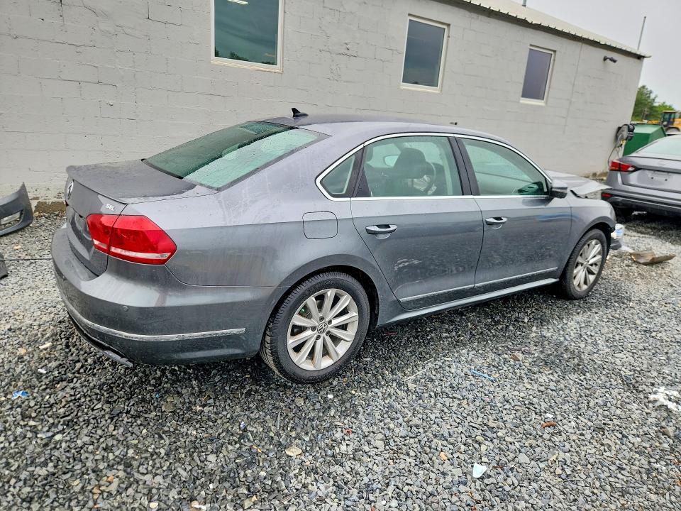 2012 VOLKSWAGEN PASSAT SEL — Фото 3 из 13