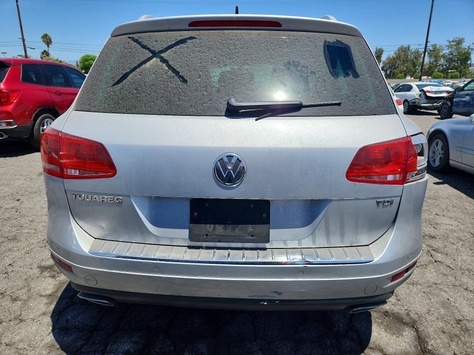 2012 VOLKSWAGEN TOUAREG V6 TDI — Фото 6 из 12