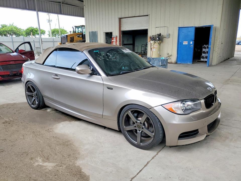2010 BMW 135 I — Фото 4 из 12