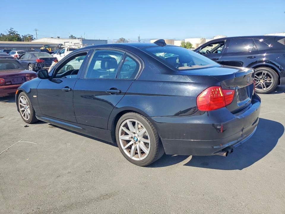 2010 BMW 328 I SULEV — Фото 2 из 12