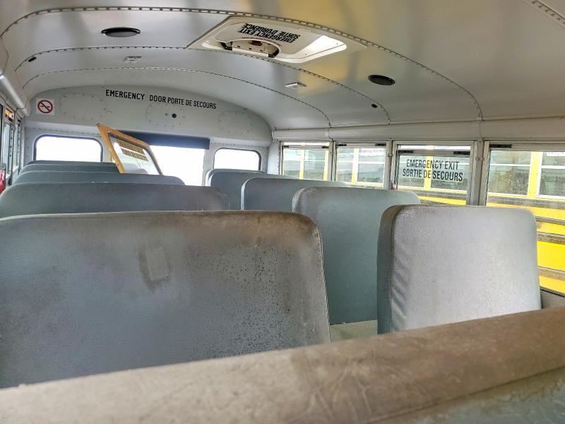 2010 CHEVROLET EXPRESS CU - SCHOOL BUS — Фото 6 из 10