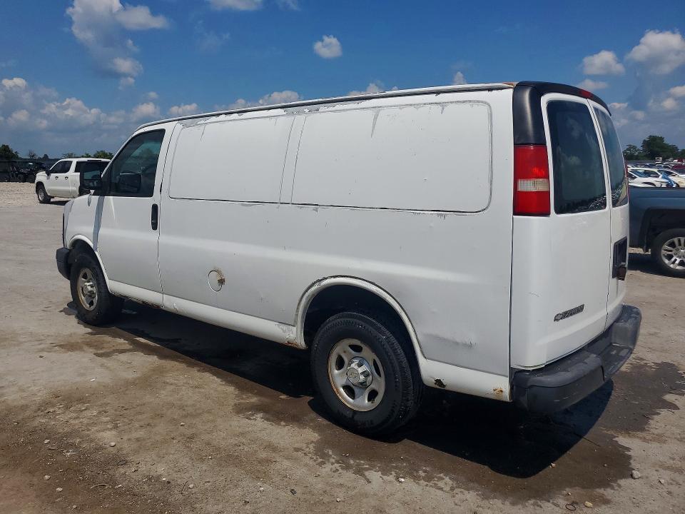 1GCFG15X371237409 2007 CHEVROLET EXPRESS G1500 photo no. 2