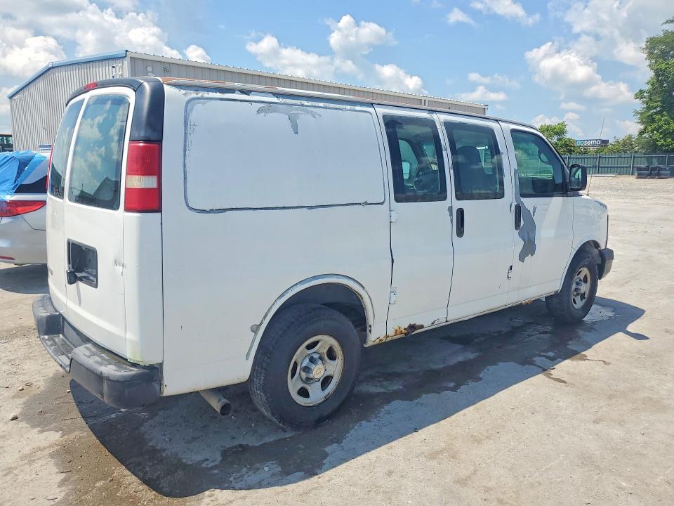 1GCFG15X371237409 2007 CHEVROLET EXPRESS G1500 photo no. 3