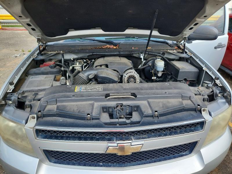 2010 CHEVROLET SUBURBAN C1500 LS — Фото 12 из 13