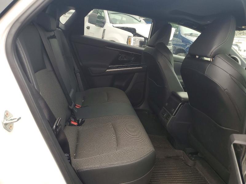 2024 TOYOTA BZ4X XLE — Фото 11 из 13