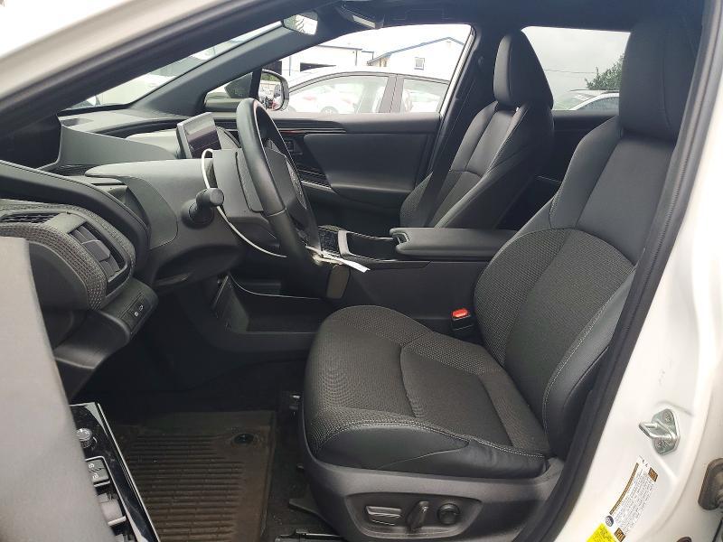 2024 TOYOTA BZ4X XLE — Фото 7 из 13